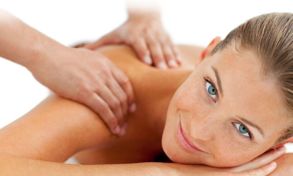 Why a massage is the perfect way to seduce your lover